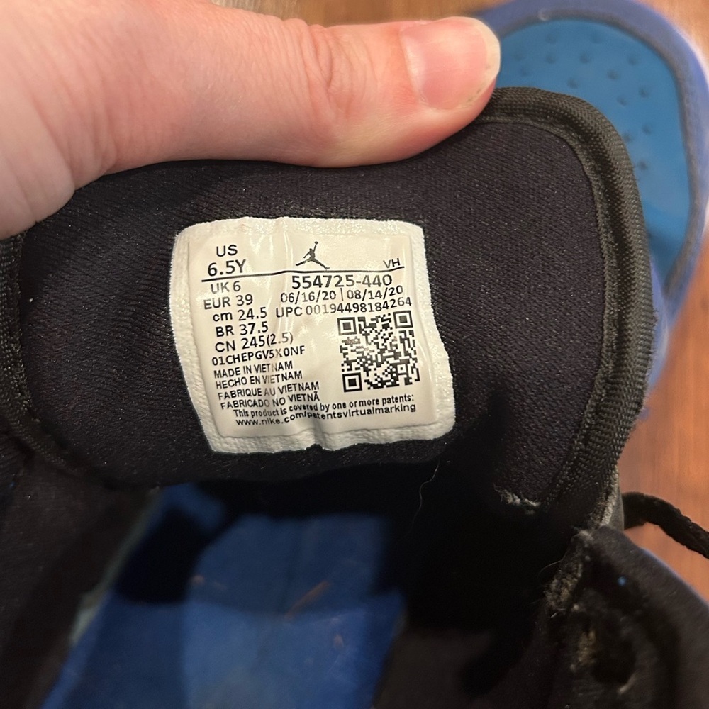 Air Jordan 1 mid grade school size 6.5 racer blue green abyss and black - Picture 8 of 11